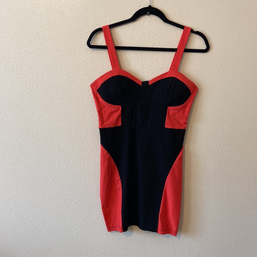 5/$10❤️❤️❤️CHIC A BOOM Body-con great Dress
